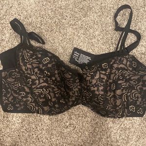 Soma 36DD underwire bra. Never worn.